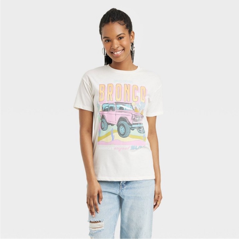 Ford Bronco t-shirt!🩵
